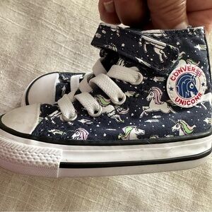 Converse Blue and White unicorn Print High-Top Sneakers